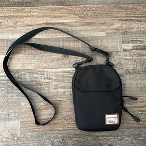 Side bag with compartments